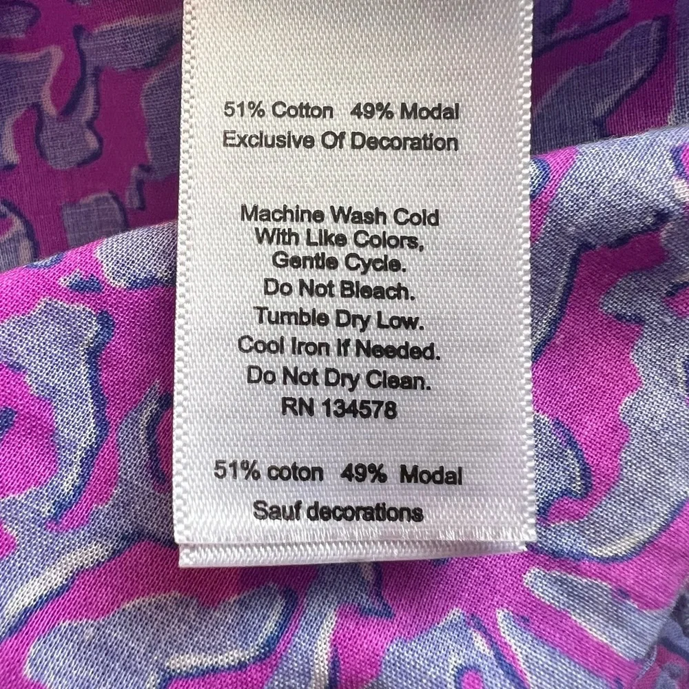 Vineyard Vine Anegada Block Print Ruffled Top, Notched Neck XS in Blue/pink - Picture 9 of 9